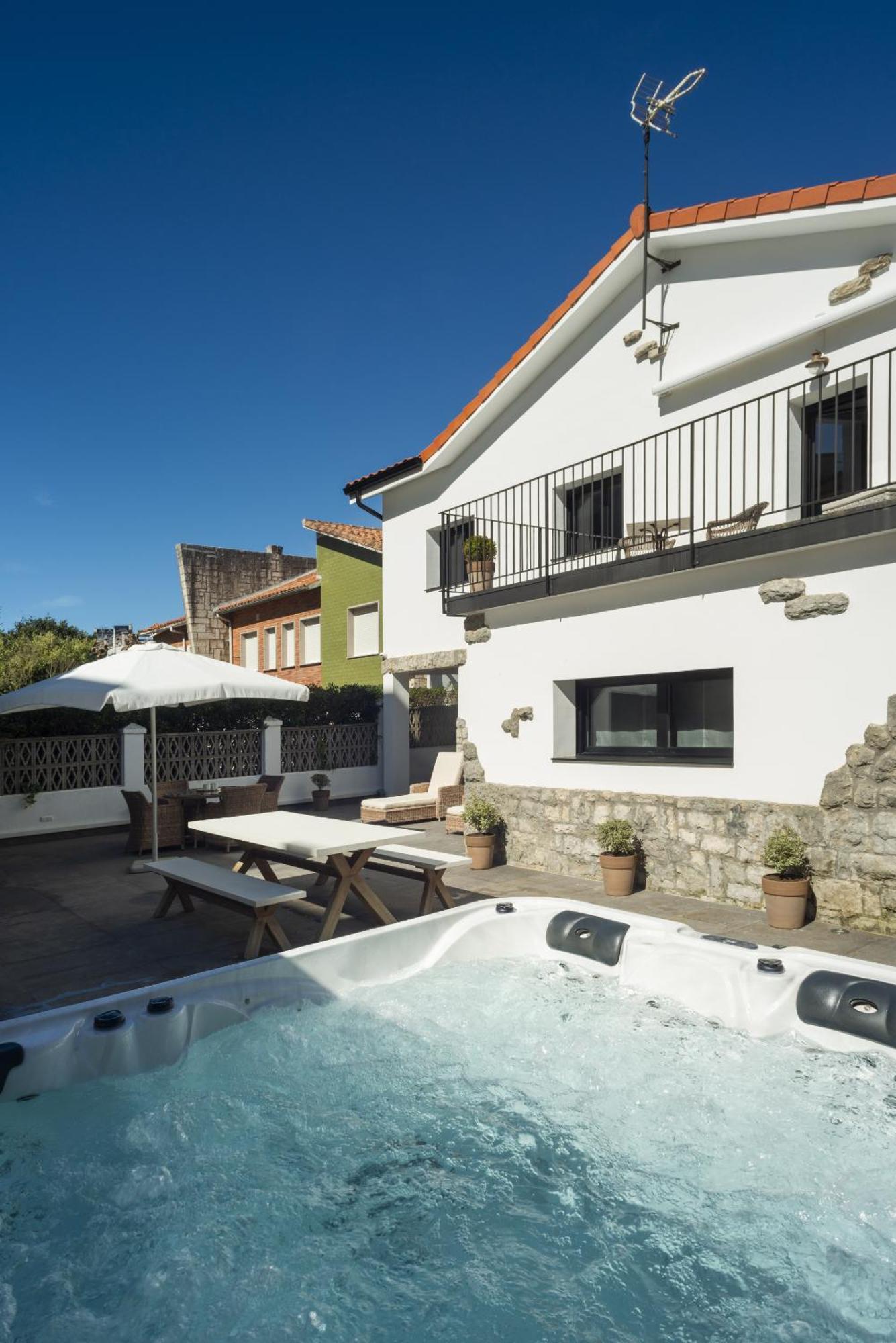 La Playa Suites Suances Exterior foto